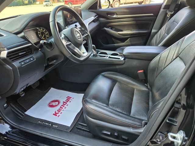 Used 2023 Nissan Altima 2.5 SR w/ SR Premium Package FWD image 10