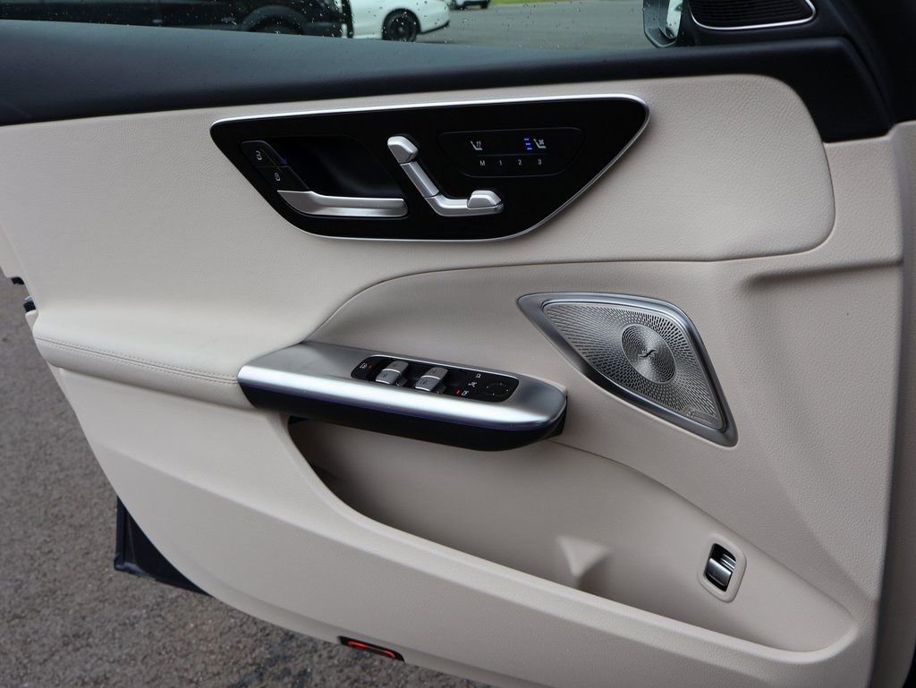Certified 2025 Mercedes-Benz C 300 4MATIC Sedan image 38