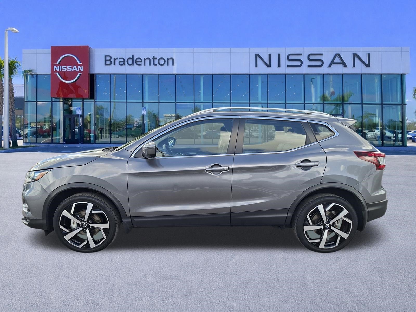 Used 2022 Nissan Rogue Sport SL AWD/4WD image 8