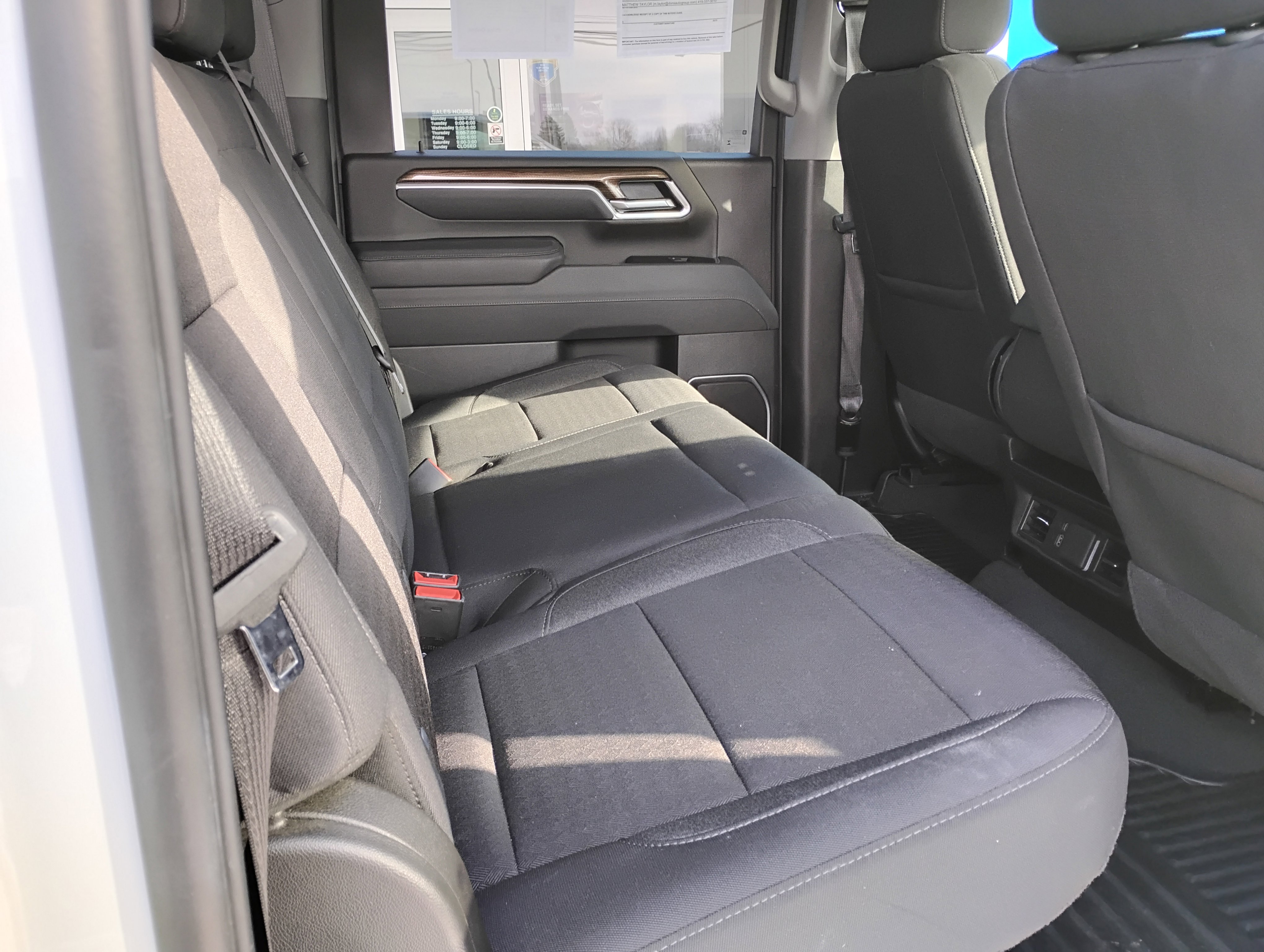 Used 2025 Chevrolet Silverado 2500 LT w/ Convenience Package image 18