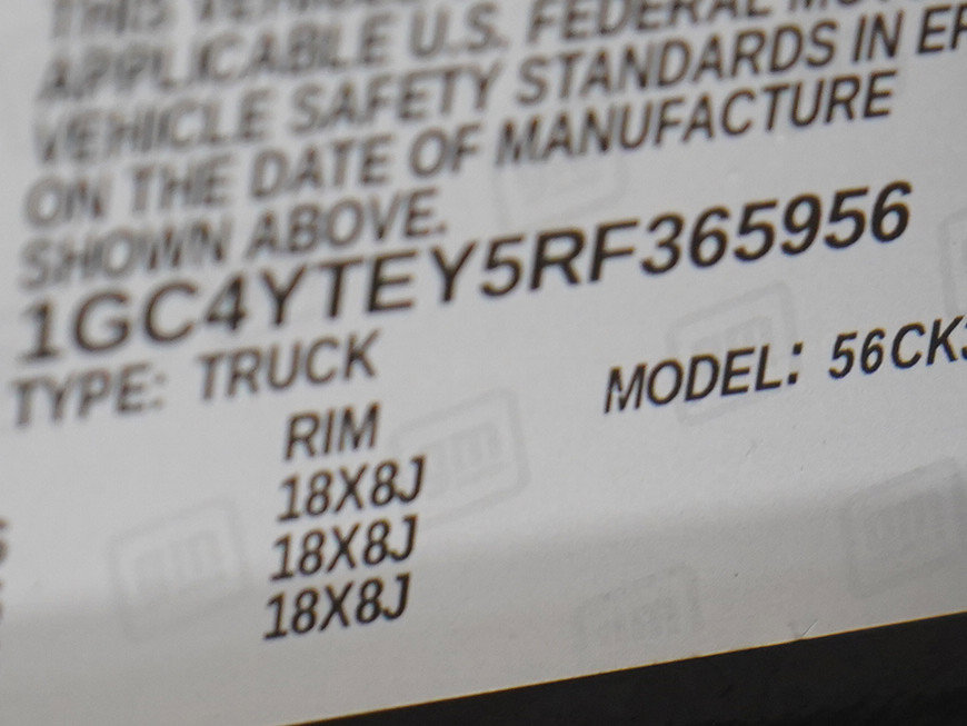 Used 2024 Chevrolet Silverado 3500 LT w/ Safety Package AWD/4WD image 27