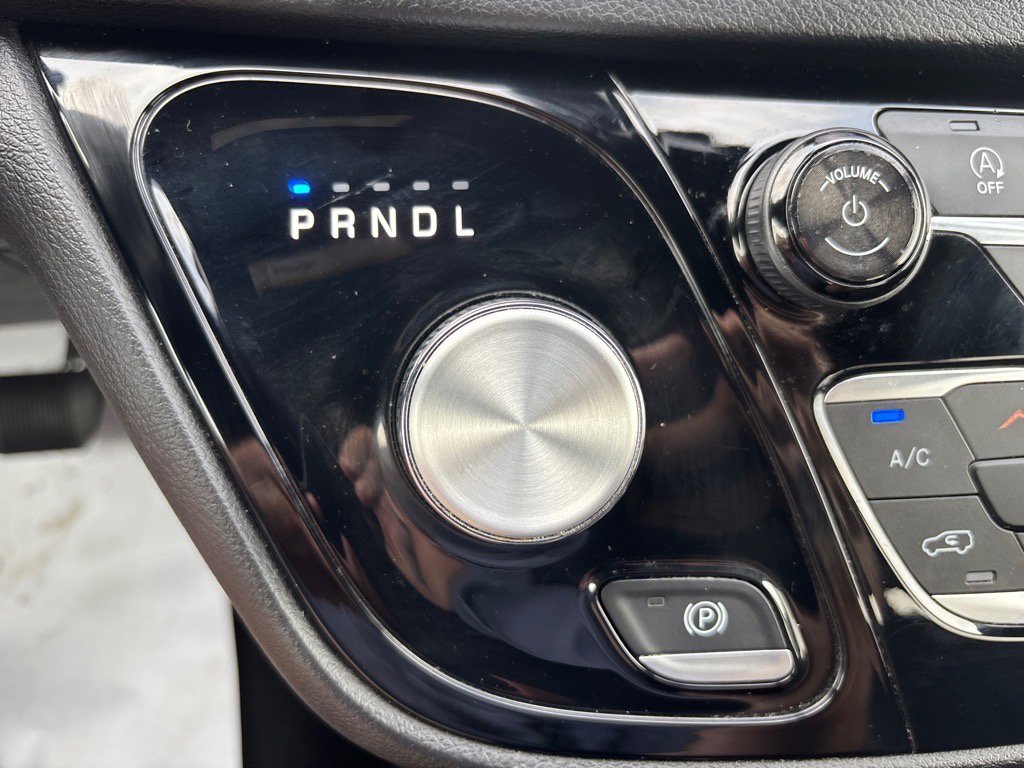 Used 2018 Chrysler Pacifica Touring Plus w/ S Appearance Package image 36