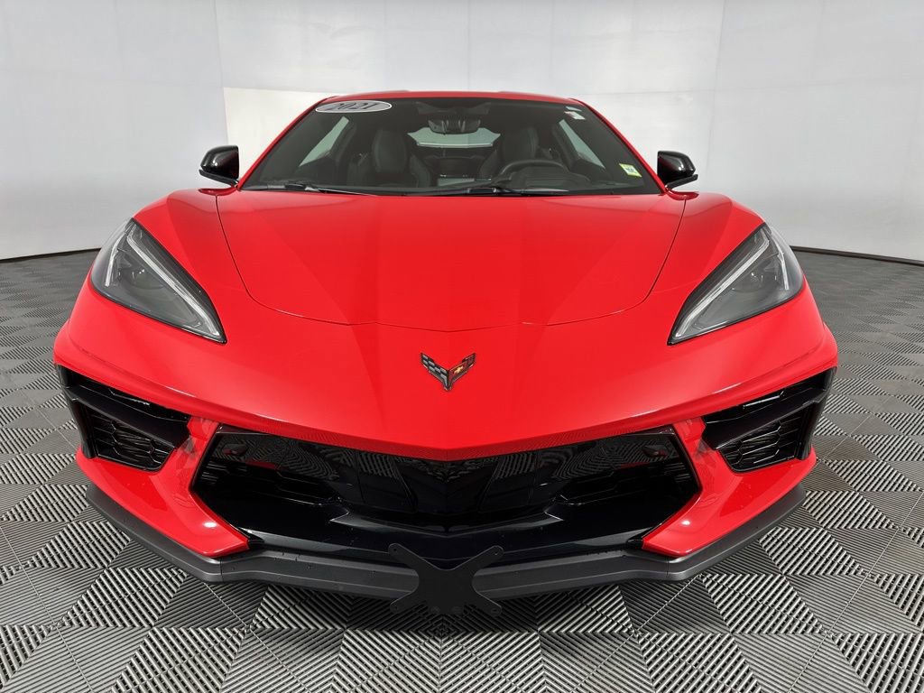 Used 2021 Chevrolet Corvette Stingray Preferred Cpe w/ Z51 Performance Package RWD image 2