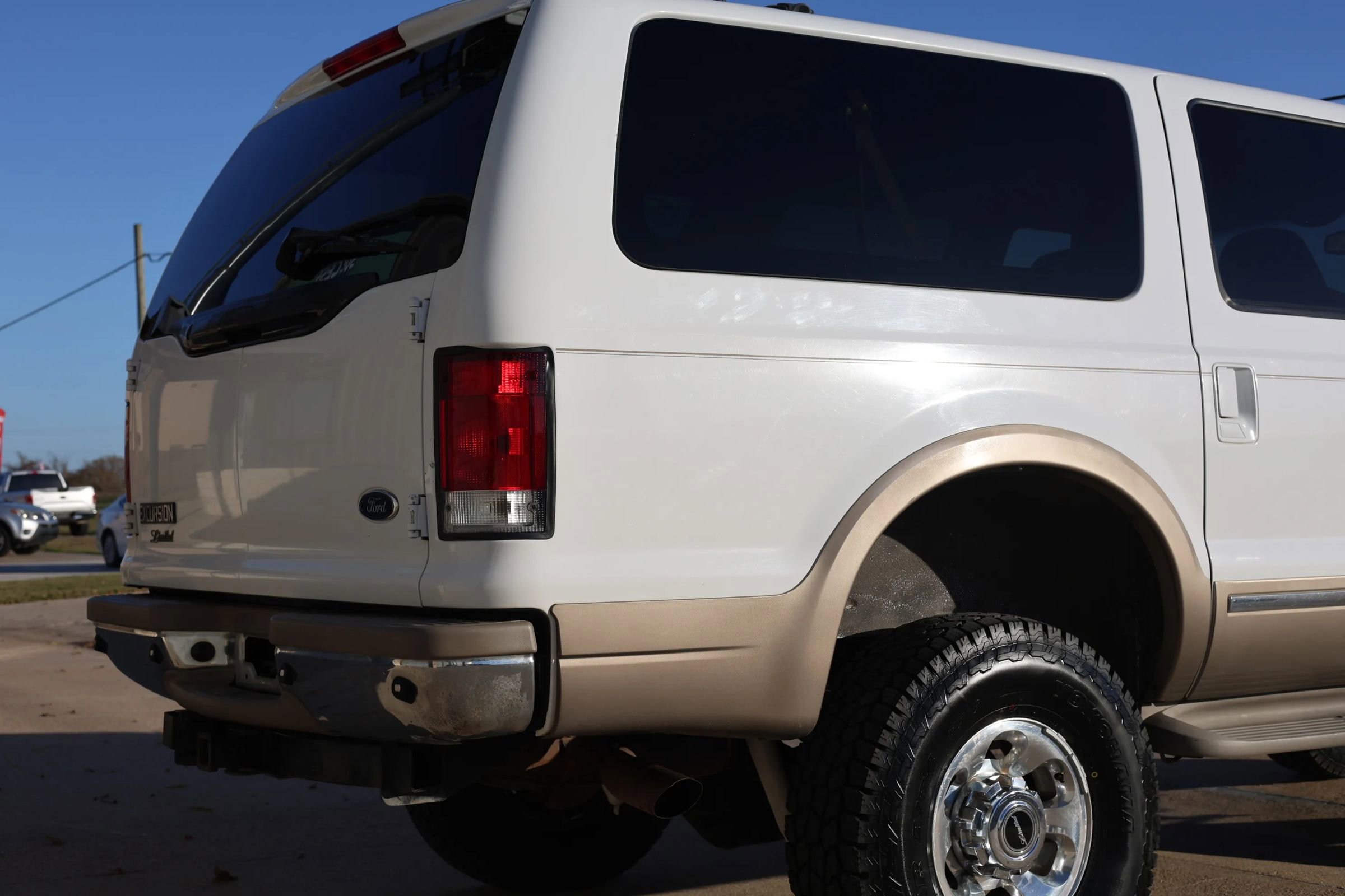 Used 2002 Ford Excursion Limited image 15