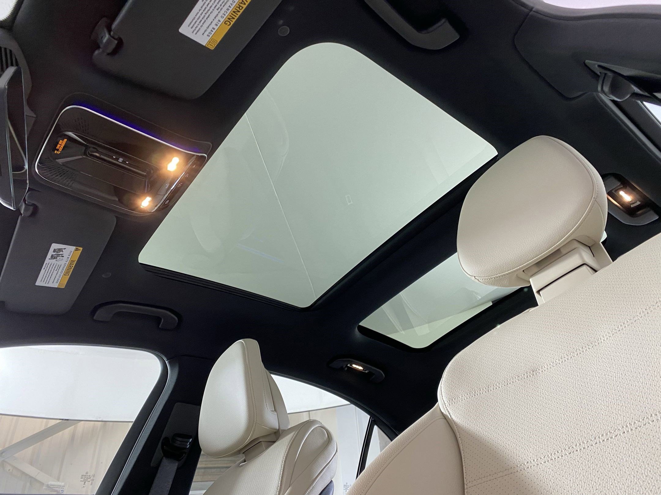 Used 2025 Mercedes-Benz C 300 4MATIC Sedan image 14