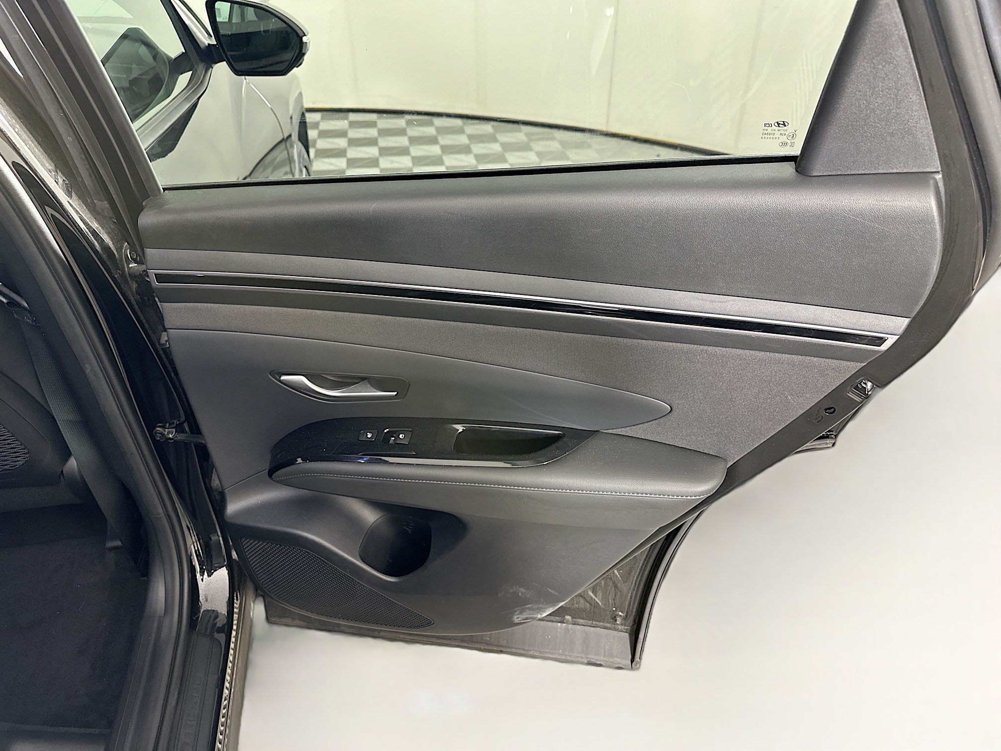 Used 2022 Hyundai Tucson Limited AWD/4WD image 32