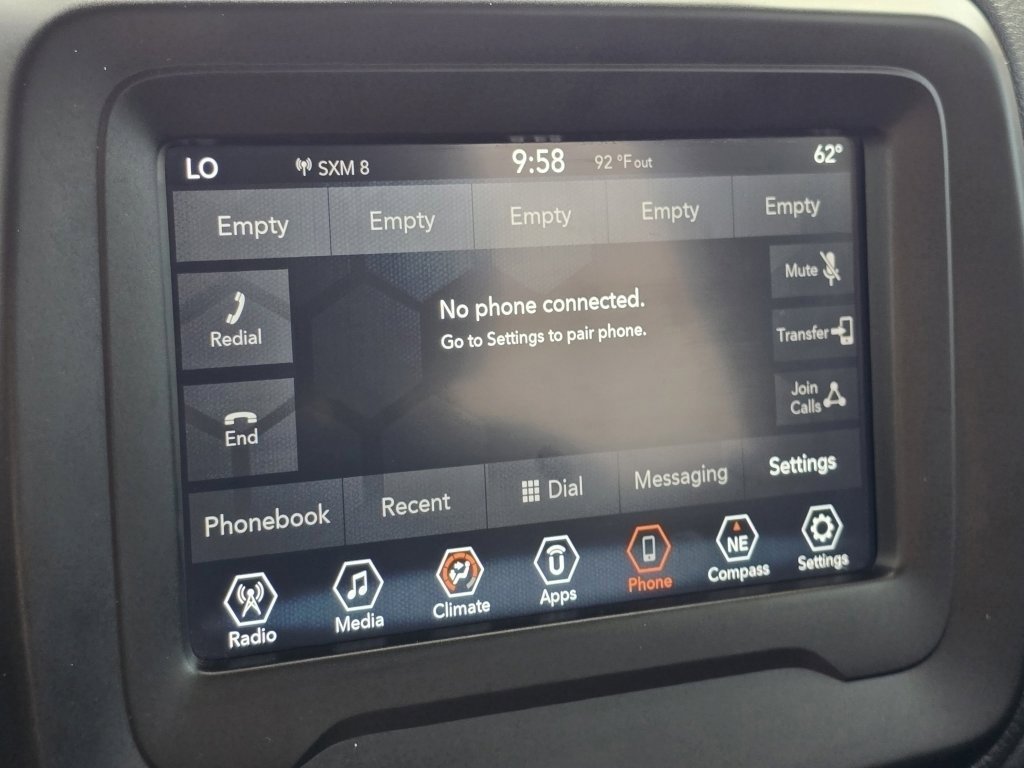 Used 2020 Jeep Renegade Latitude image 4