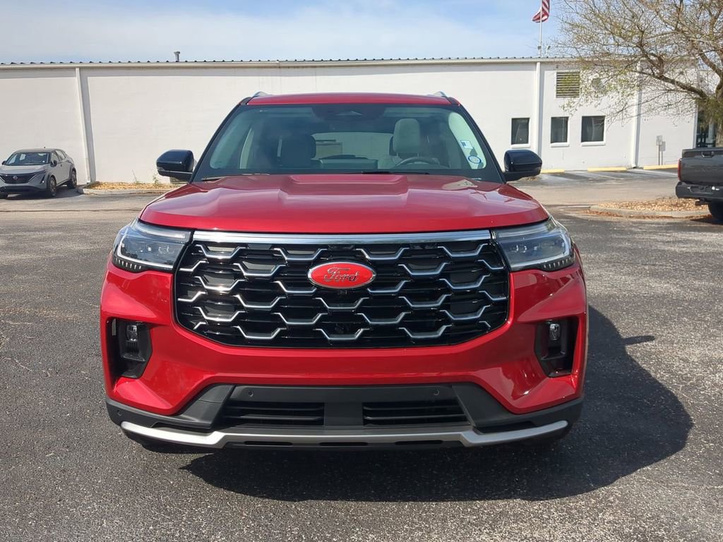 Used 2025 Ford Explorer Platinum w/ Ultimate Package image 9