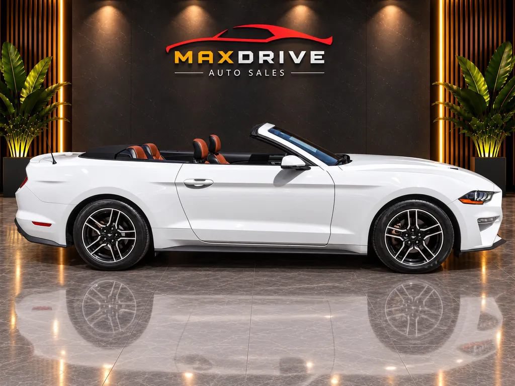 Used 2018 Ford Mustang Premium RWD image 2