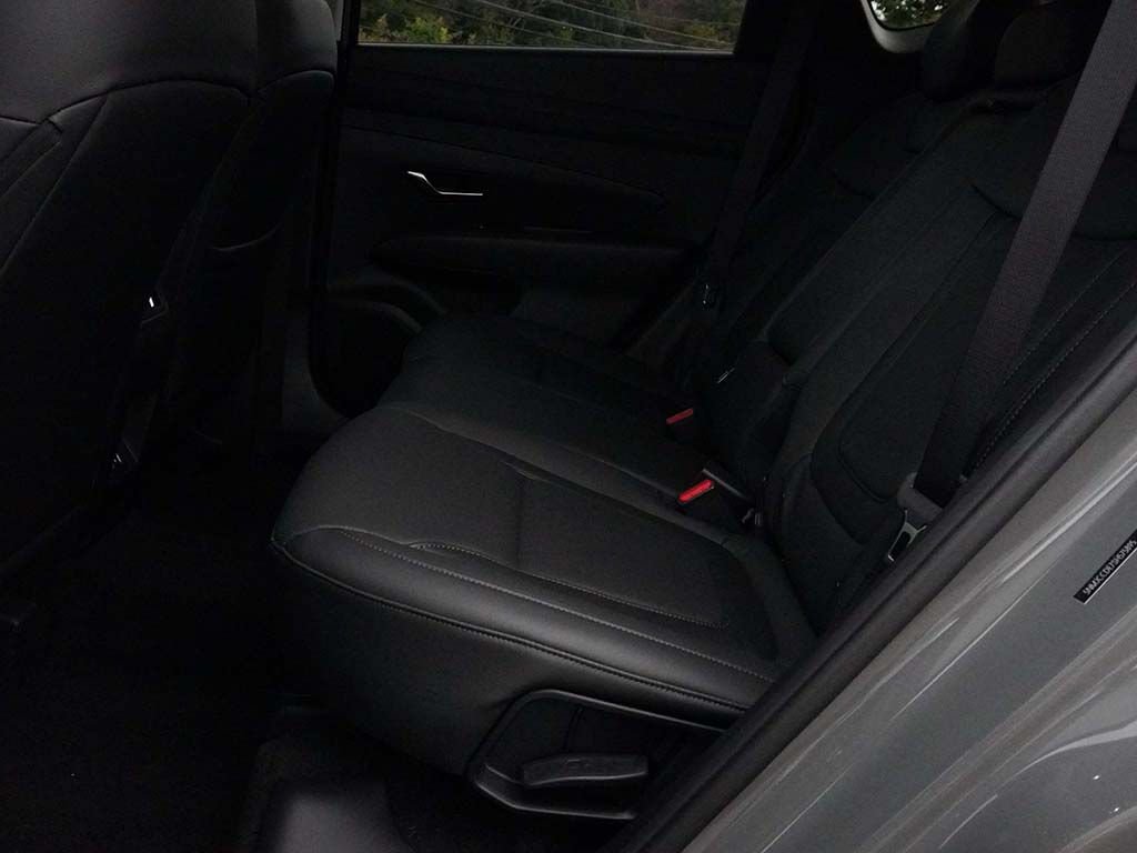 Used 2025 Hyundai Tucson SEL AWD/4WD image 34