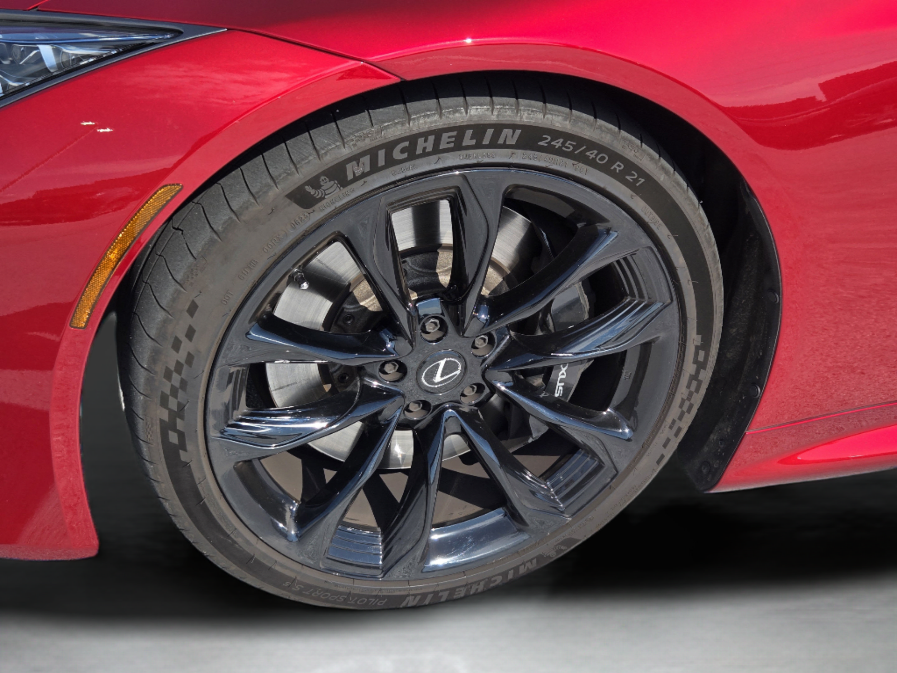 Certified 2024 Lexus LC 500 Coupe w/ Dynamic Handling Package RWD image 9
