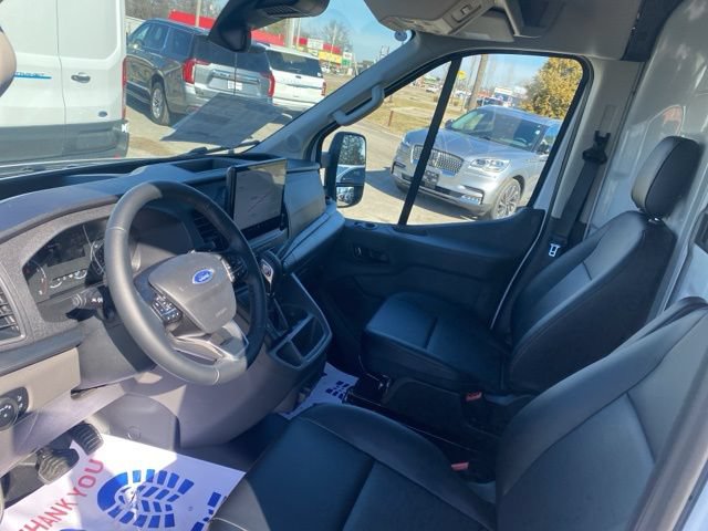 New 2024 Ford Transit 250 148 Medium Roof w/ Load Area Protection Package RWD image 12