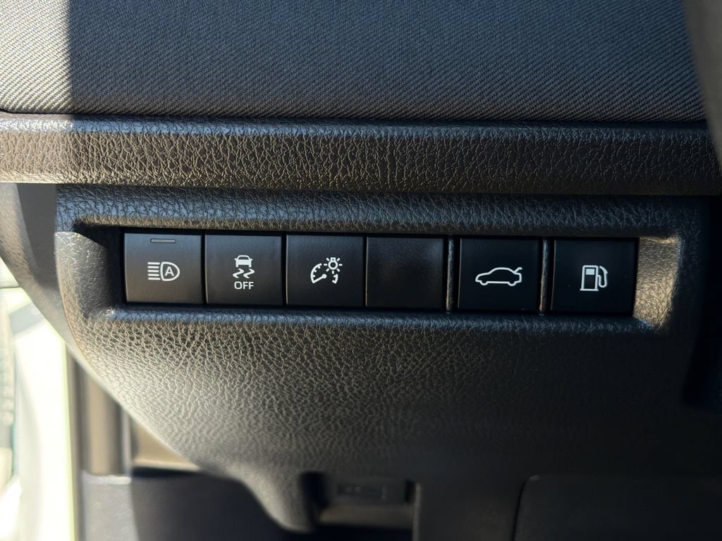 Used 2026 Toyota Camry LE FWD image 21