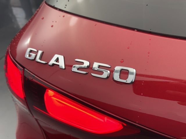 Used 2022 Mercedes-Benz GLA 250 4MATIC image 42