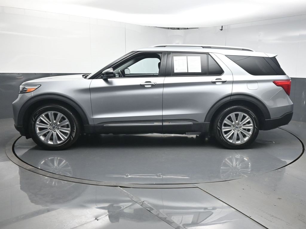 Used 2022 Ford Explorer Limited w/ Equipment Group 301A image 5