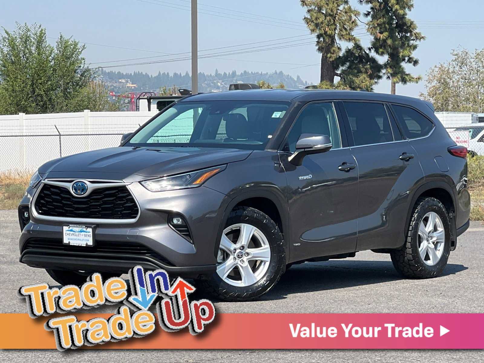 Used 2021 Toyota Highlander LE