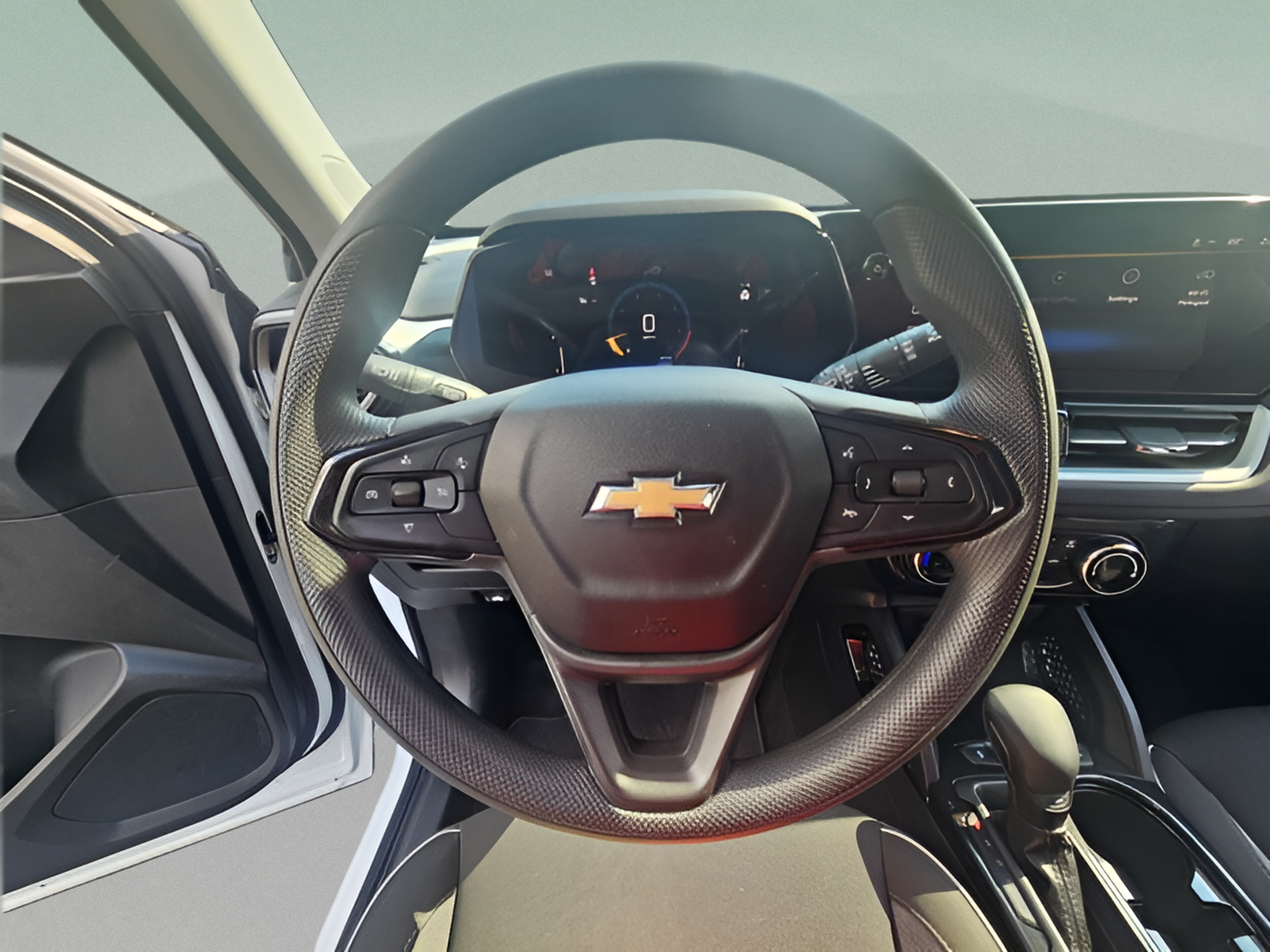 Used 2025 Chevrolet TrailBlazer LT FWD image 21
