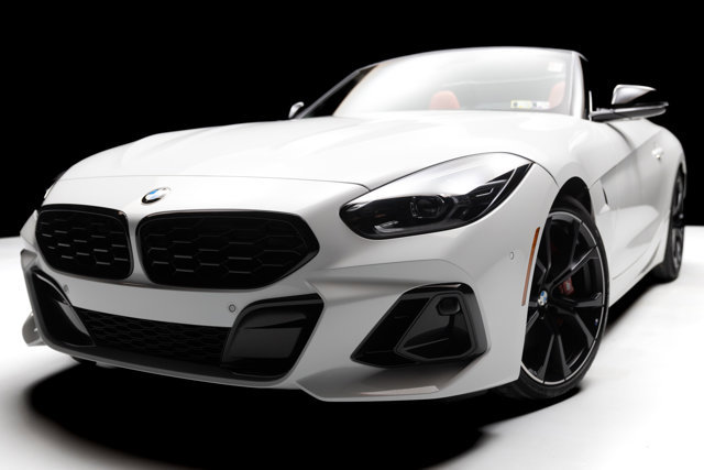 Used 2025 BMW Z4 M40i w/ Edition image 22