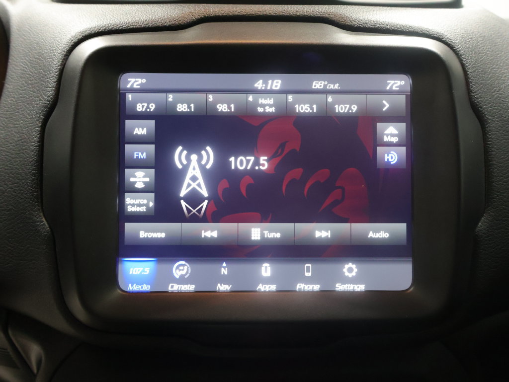 Used 2021 Jeep Renegade Latitude w/ Sun & Sound Group AWD/4WD image 27