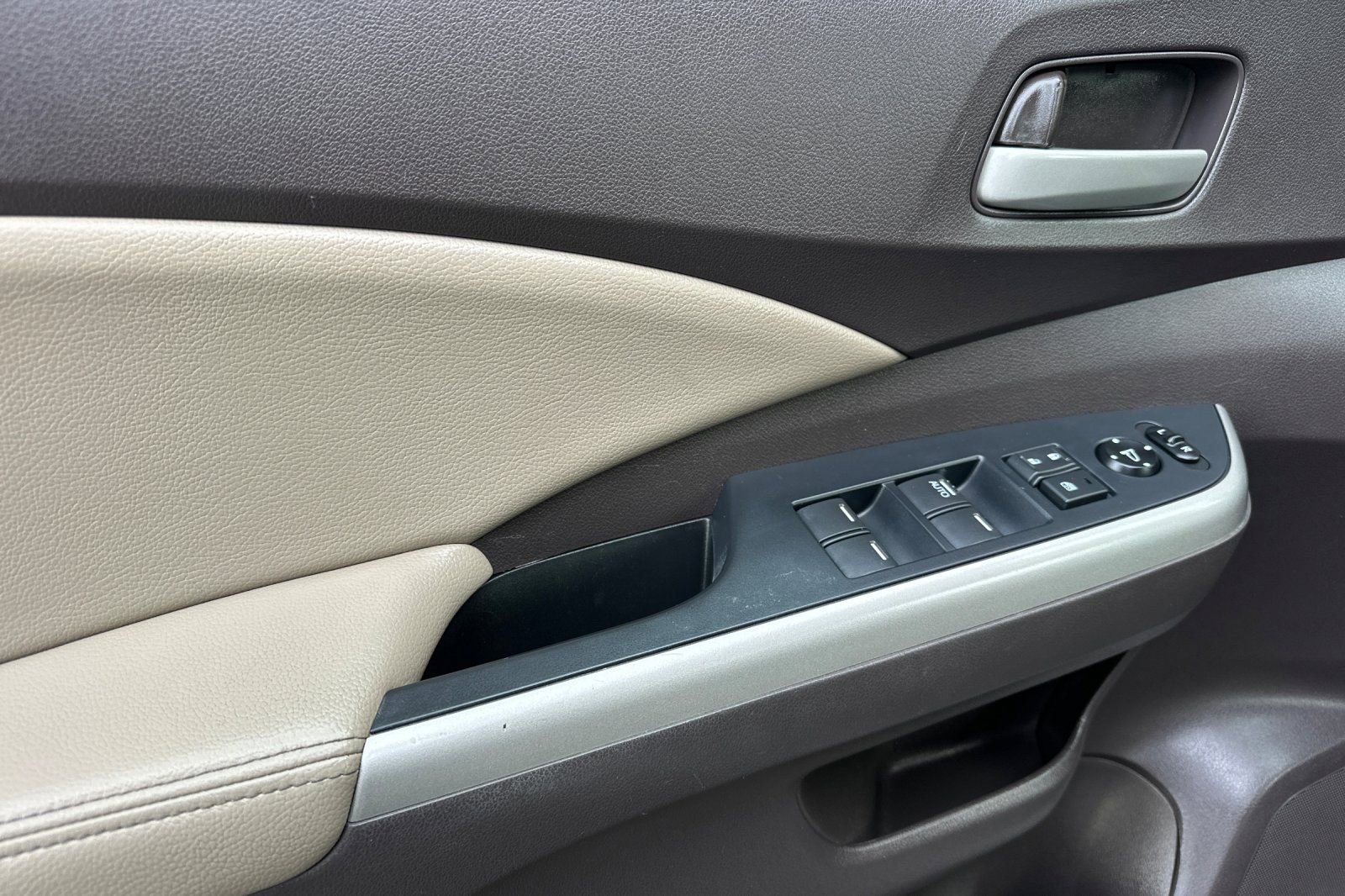 Used 2014 Honda CR-V EX-L image 10