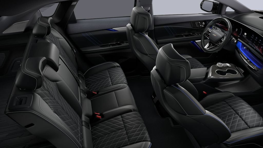 New 2026 Cadillac Optiq V w/ LPO, Floor Liner Package AWD/4WD image 21