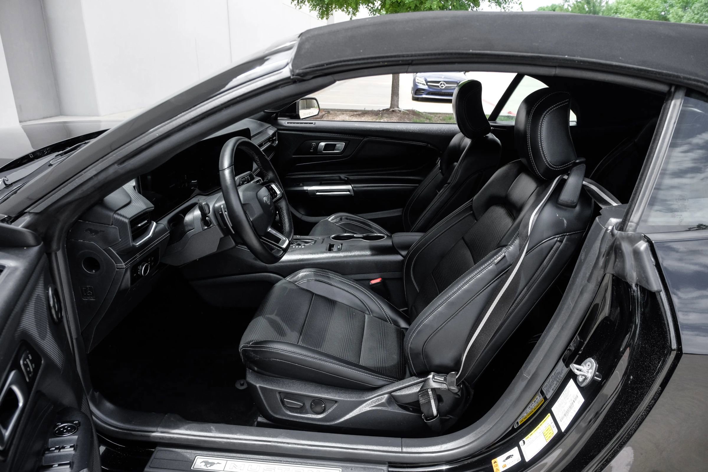 Used 2025 Ford Mustang GT Premium RWD image 19