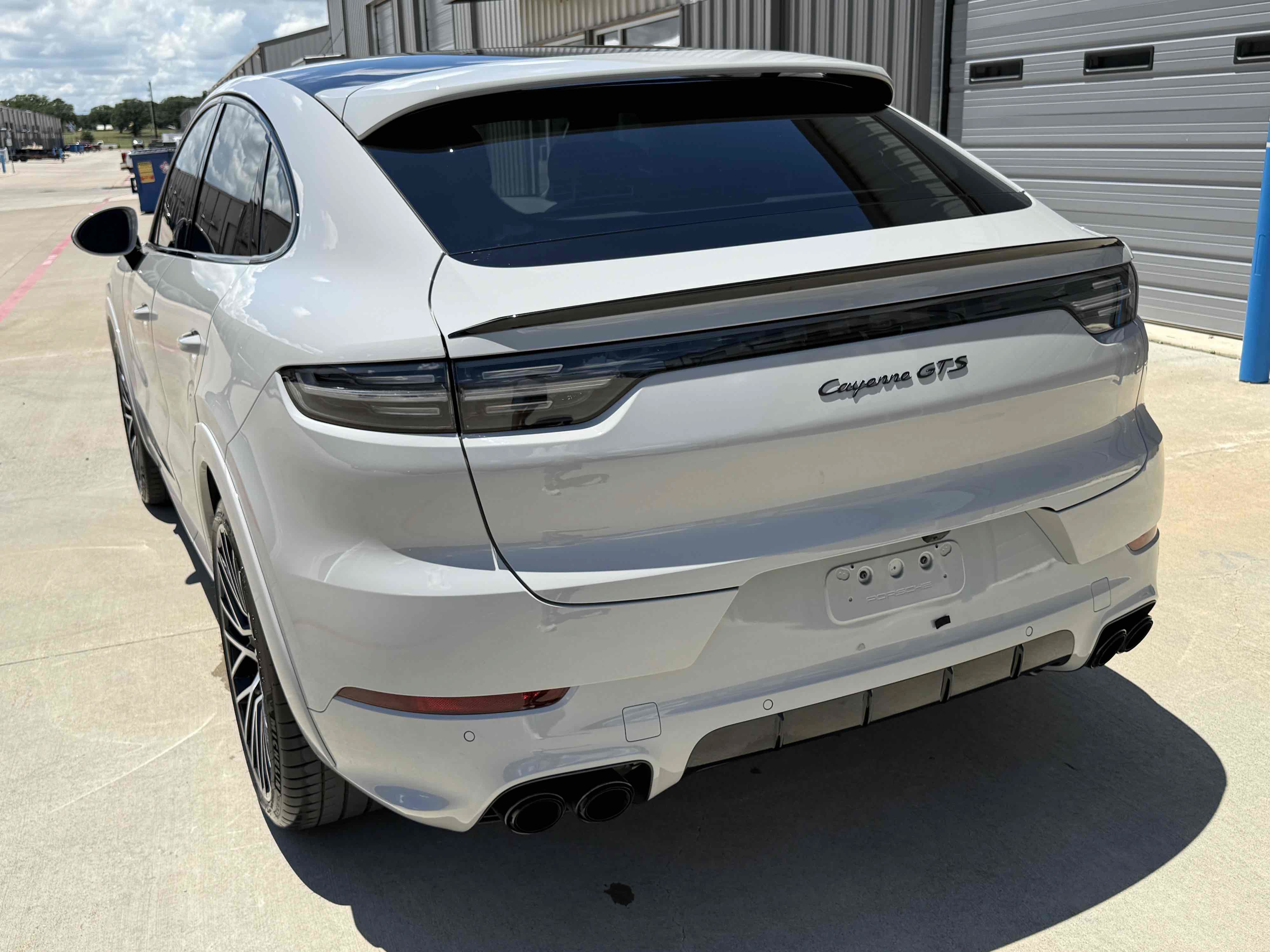 Used 2022 Porsche Cayenne GTS AWD/4WD image 95