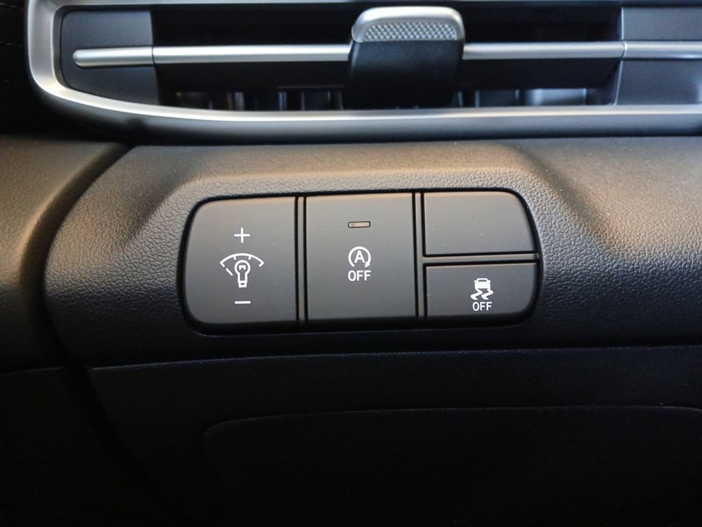New 2026 Hyundai Elantra SE FWD image 23