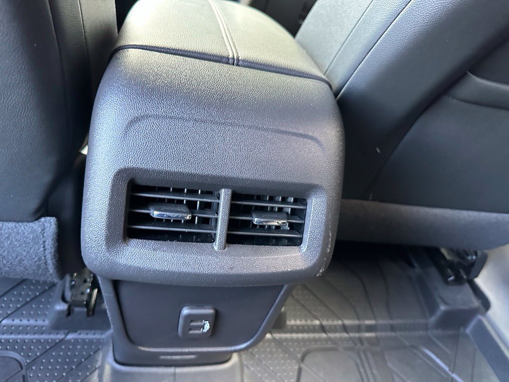 Used 2024 Chevrolet Equinox Premier w/ LPO, Floor Liner Package AWD/4WD image 22