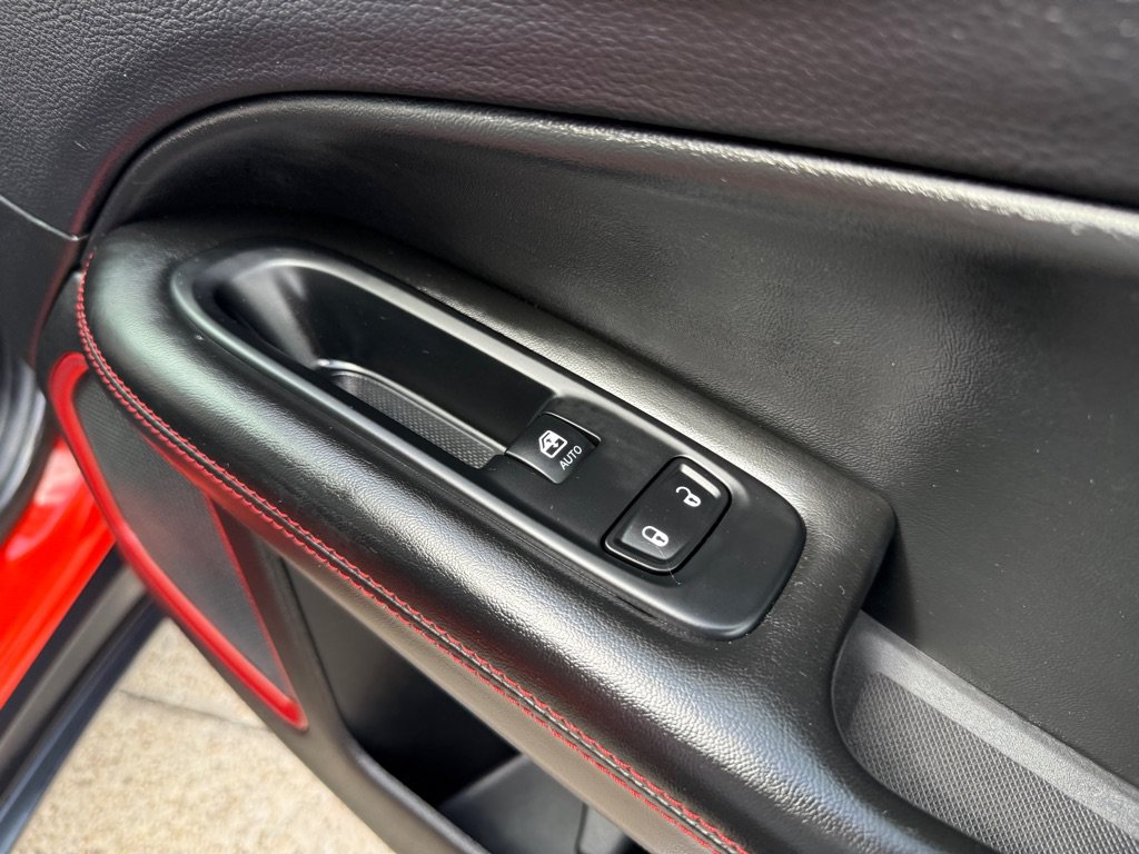 Used 2017 Jeep Compass Trailhawk w/ Leather Interior Group AWD/4WD image 25