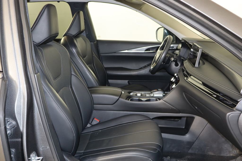 Used 2023 INFINITI QX60 Luxe image 20