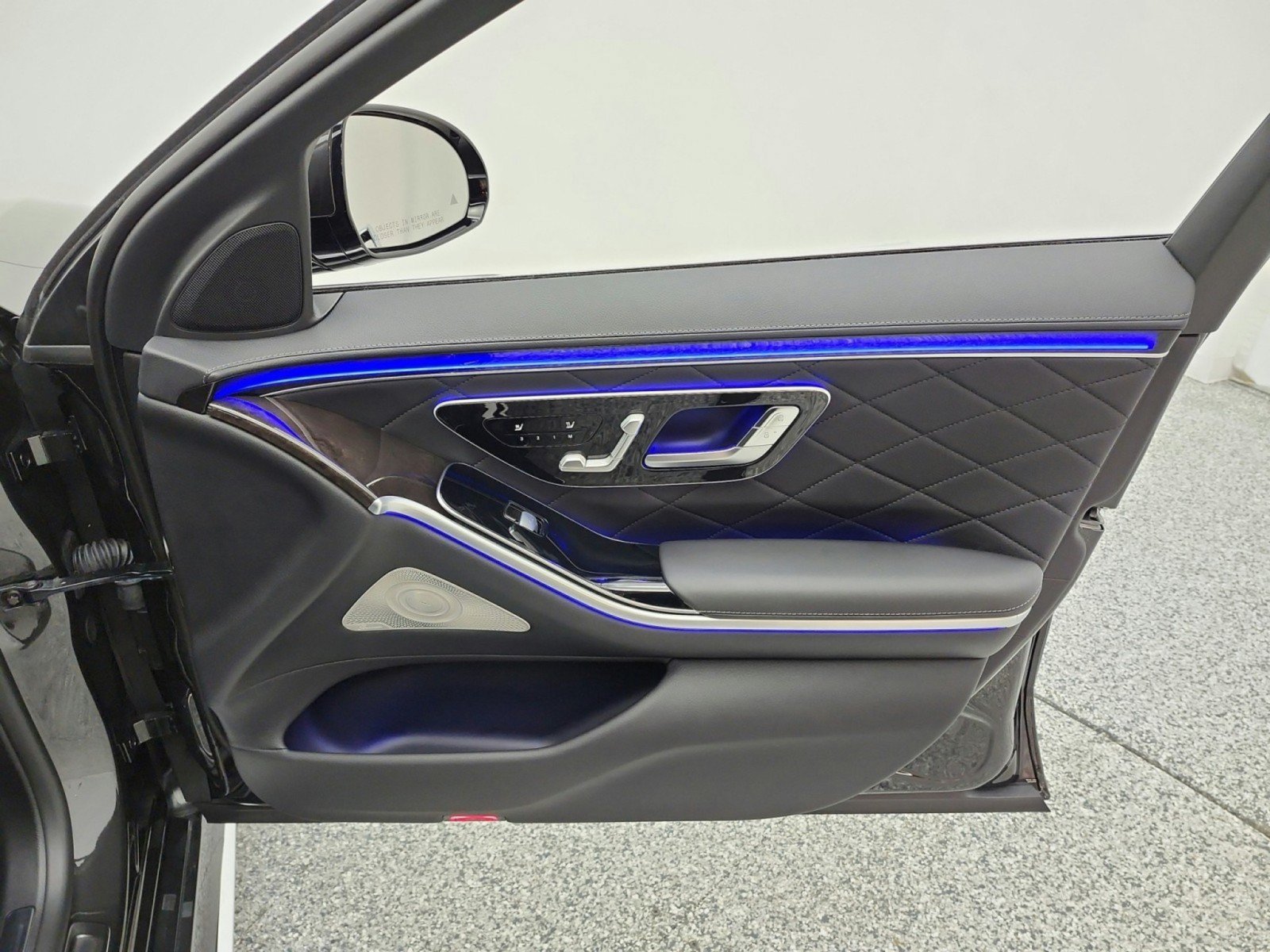 Certified 2025 Mercedes-Benz S 580 4MATIC Sedan image 22