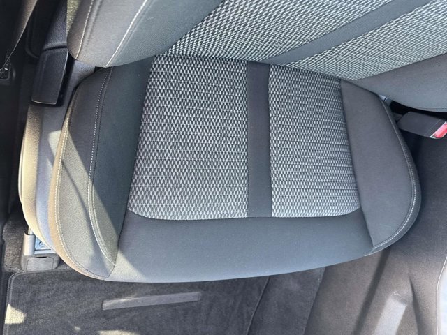 Used 2024 Kia Sorento LX image 15