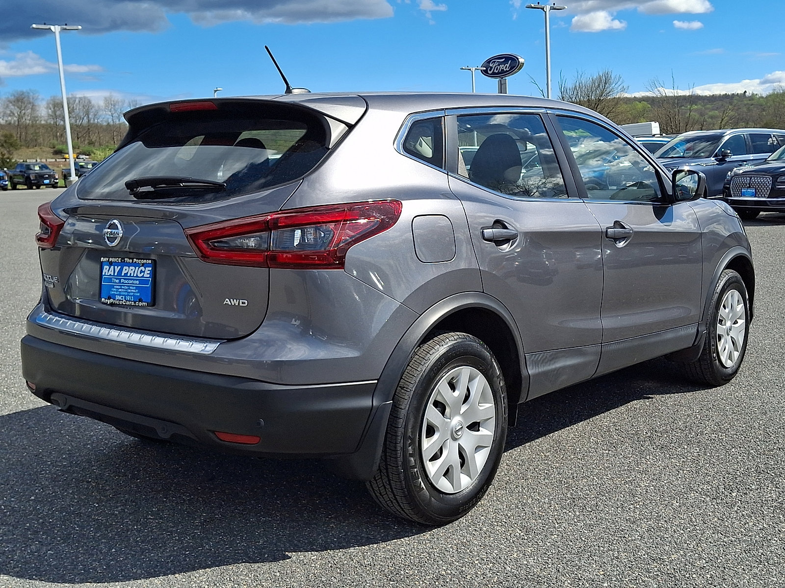 Used 2020 Nissan Rogue Sport S image 6