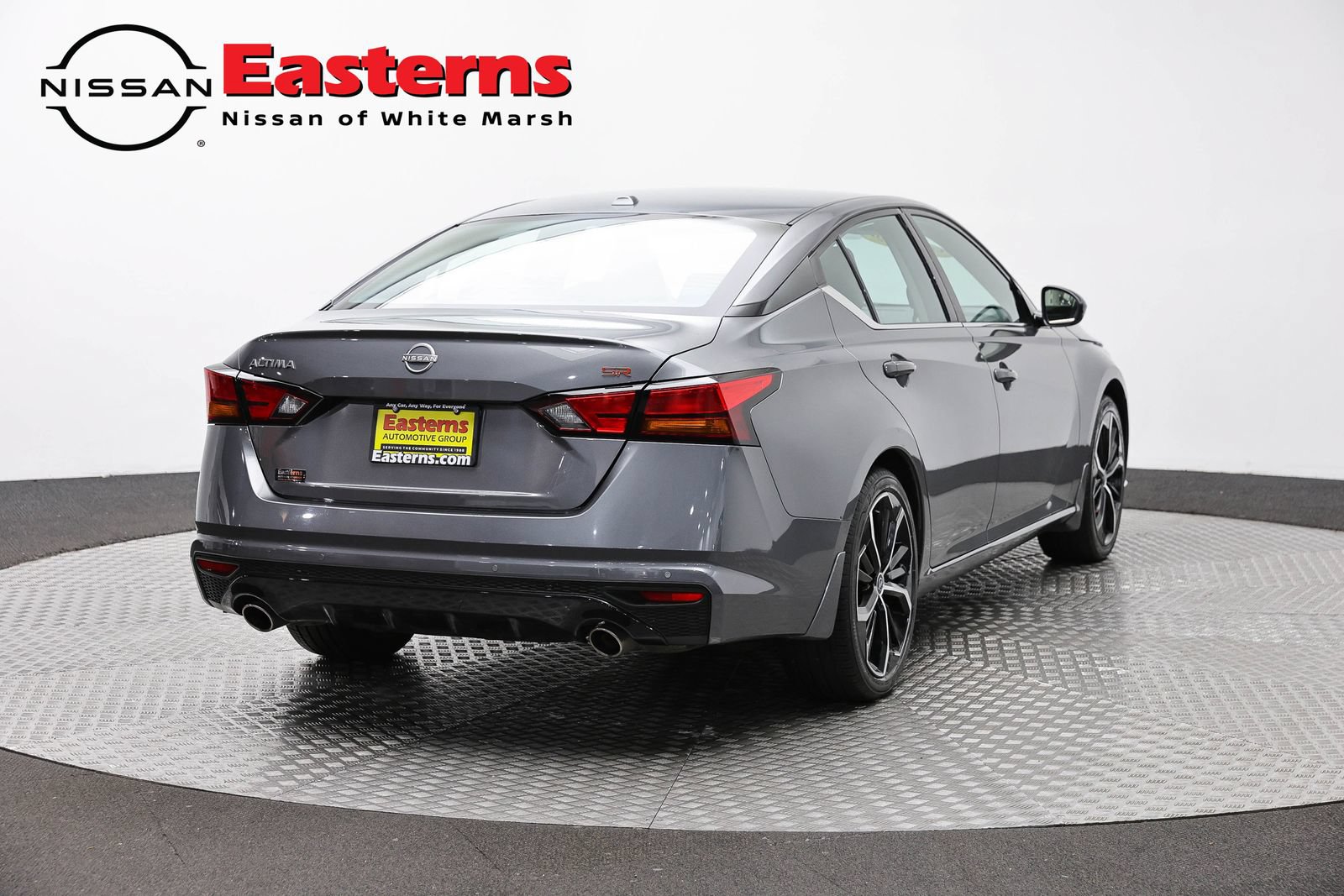 Used 2024 Nissan Altima 2.5 SR FWD image 4