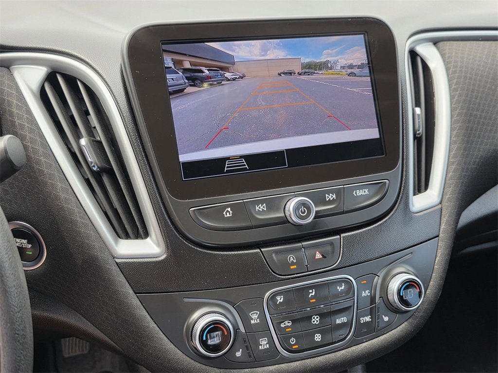 Used 2024 Chevrolet Malibu LT image 9