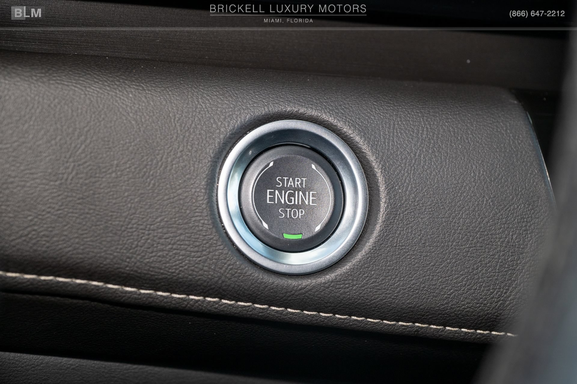 Used 2024 Cadillac Escalade ESV Luxury AWD/4WD image 35