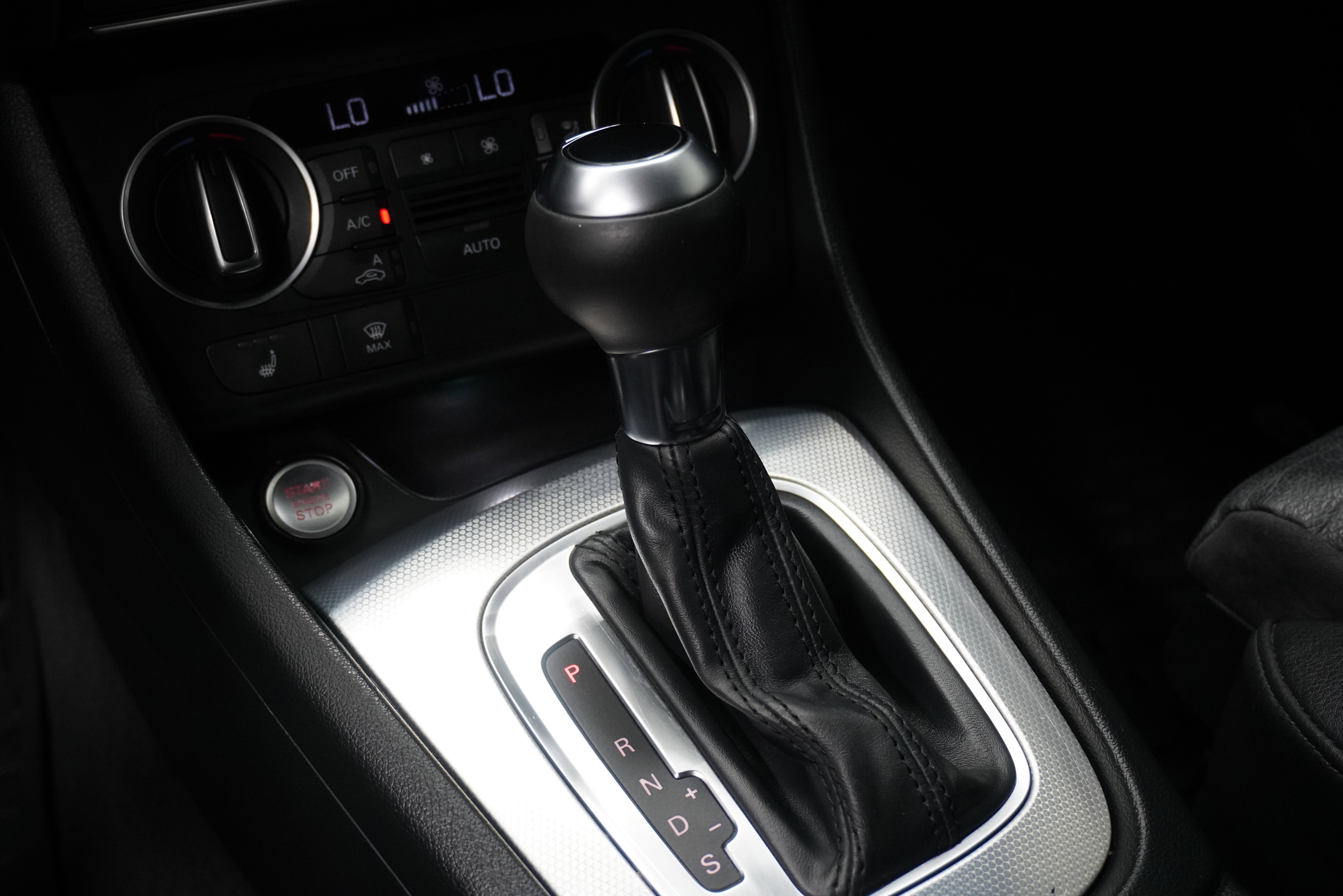 Used 2018 Audi Q3 2.0T Premium Plus w/ Premium Plus Package image 22