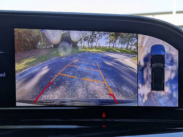 Certified 2024 Cadillac Escalade ESV V AWD/4WD image 22
