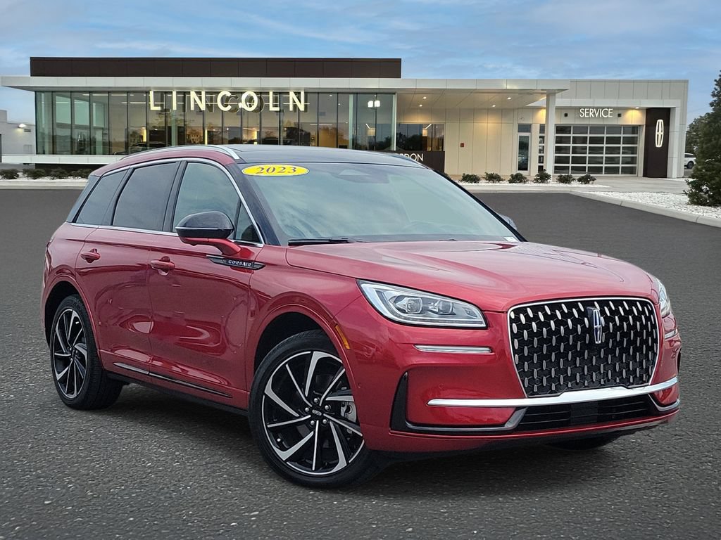 Certified 2023 Lincoln Corsair Grand Touring w/ Equipment Group 302A AWD/4WD image 1