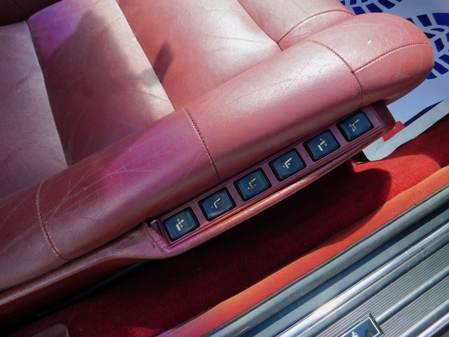 Used 1987 Cadillac Allante image 18