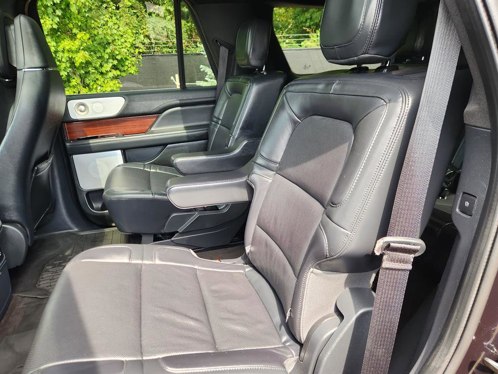 Used 2023 Lincoln Navigator Reserve image 30