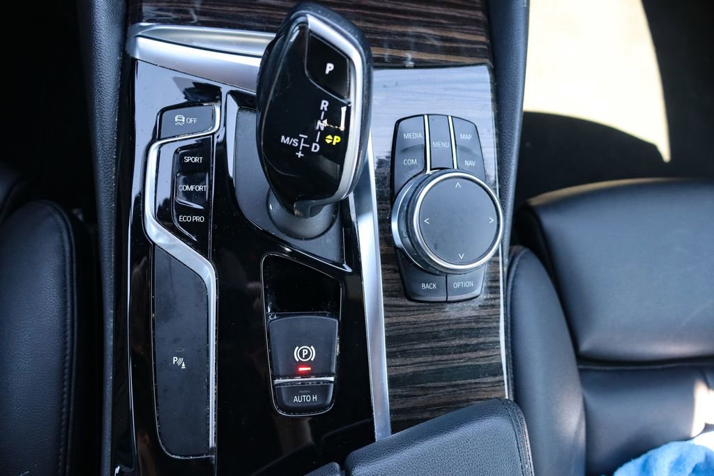 Used 2019 BMW 530i xDrive w/ Convenience Package image 30