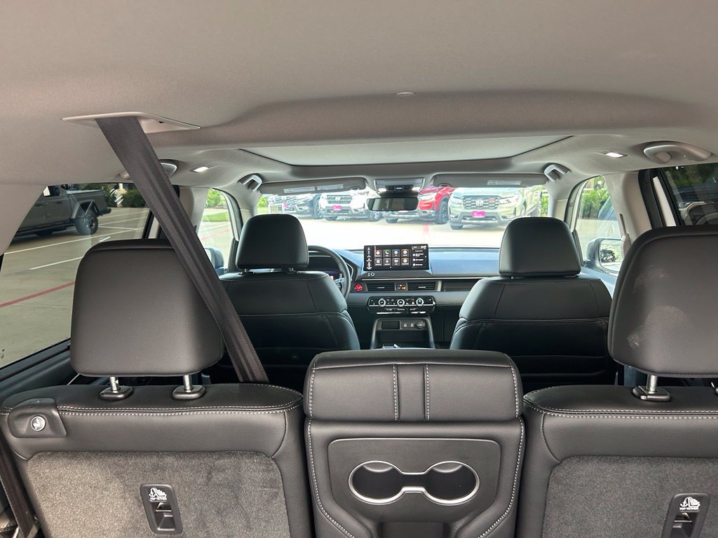 Certified 2026 Honda Pilot Touring image 11