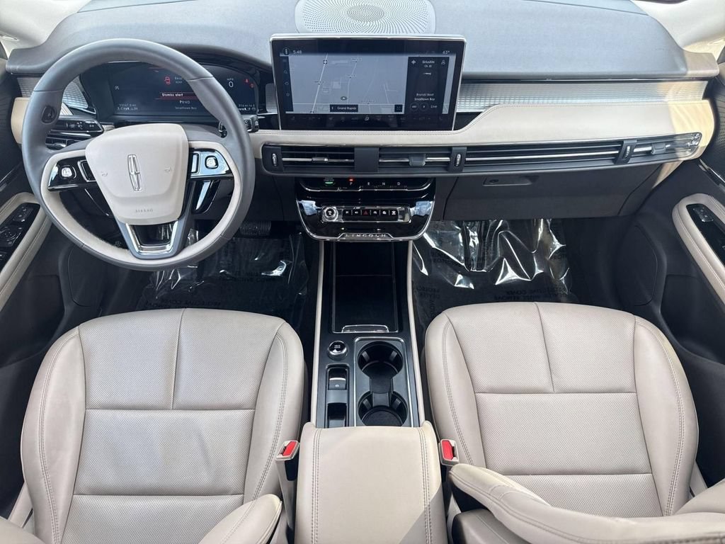 Certified 2023 Lincoln Corsair AWD w/ Equipment Group 101A image 28