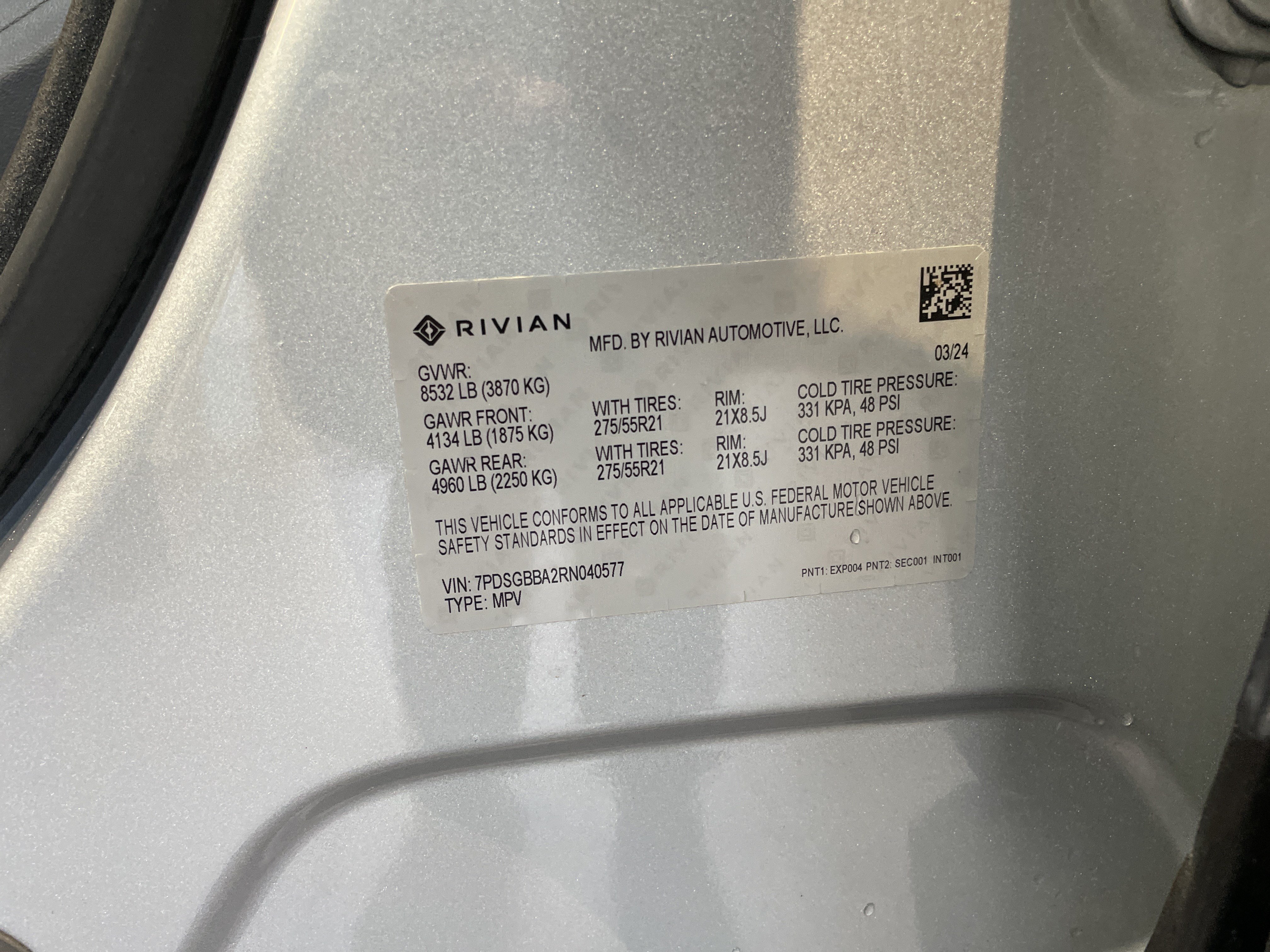 Used 2024 Rivian R1S Adventure Dual AWD/4WD image 46