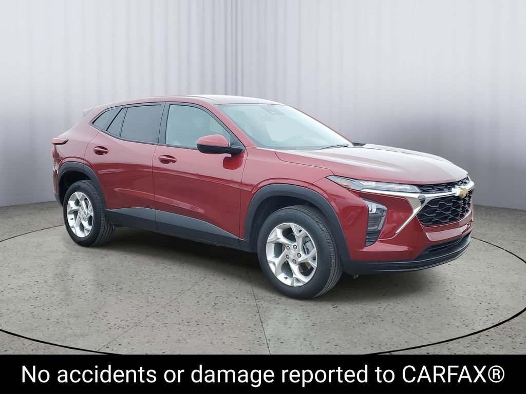 Certified 2024 Chevrolet Trax LS w/ LS Convenience Package image 2