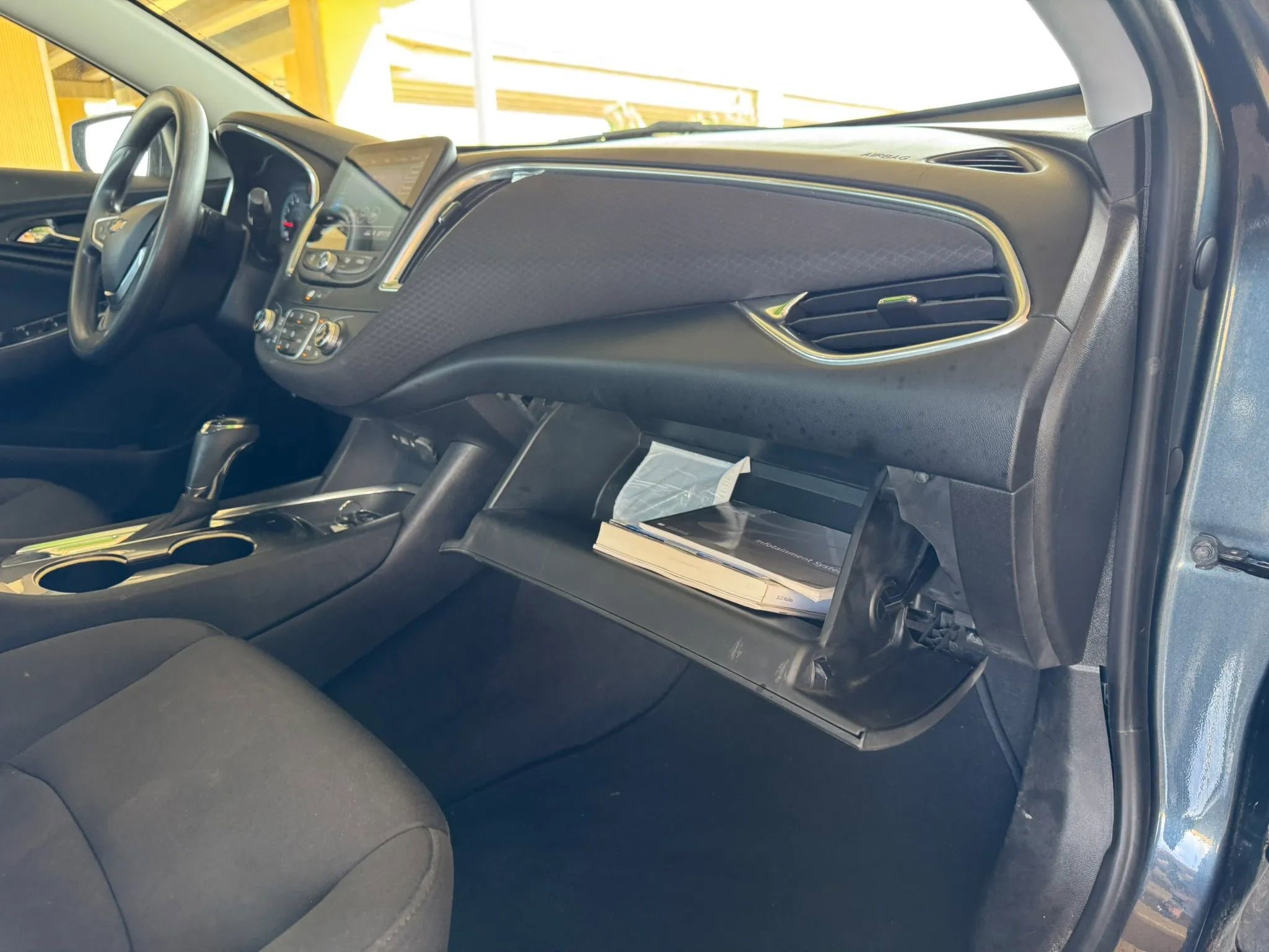 Used 2020 Chevrolet Malibu LT image 26