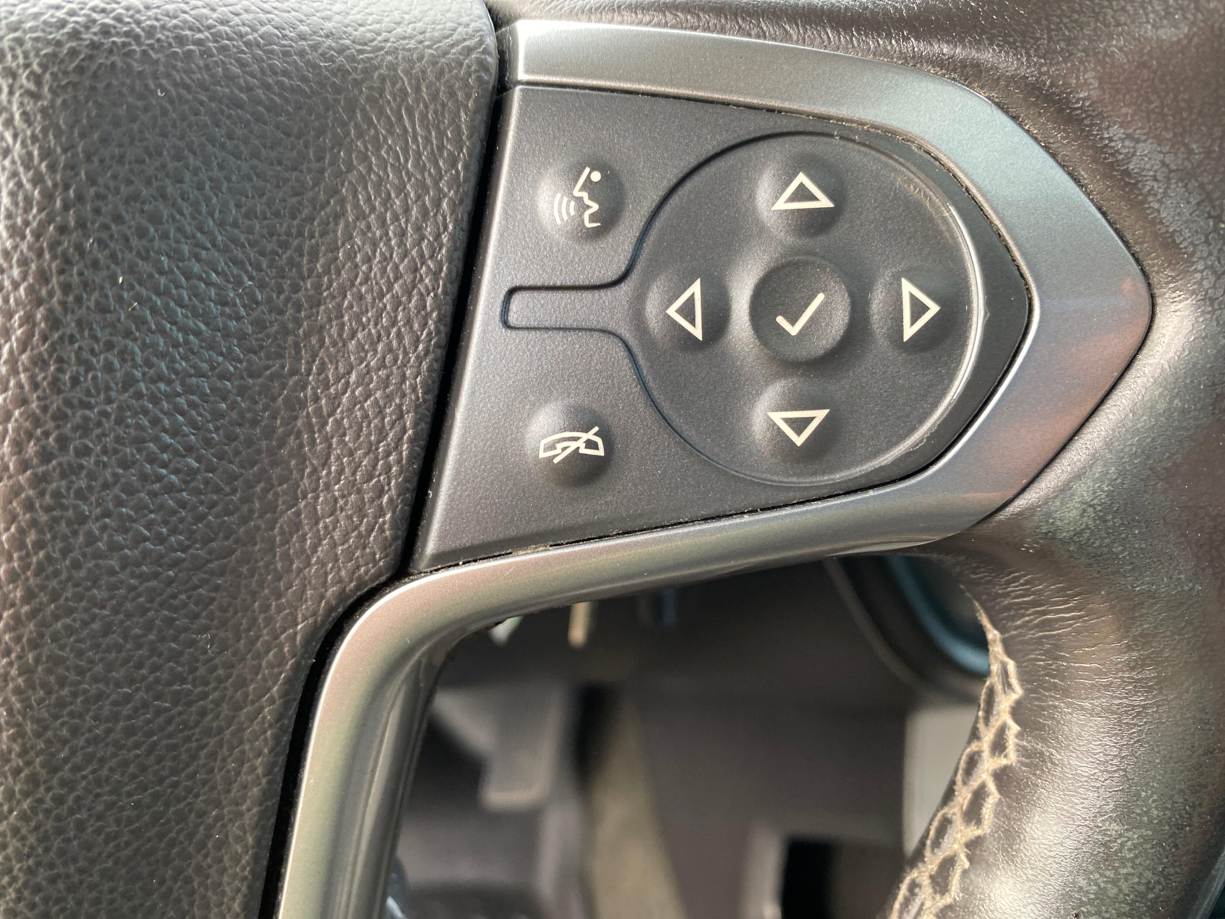 Used 2015 Chevrolet Silverado 3500 LTZ image 22