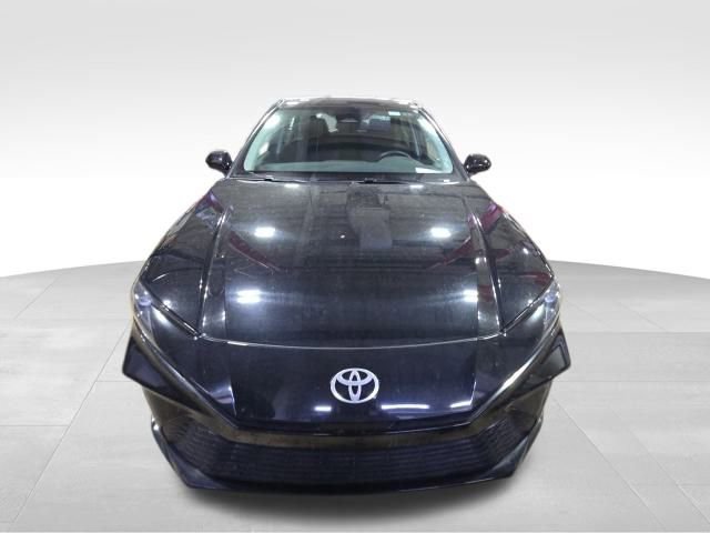Used 2025 Toyota Camry LE image 8